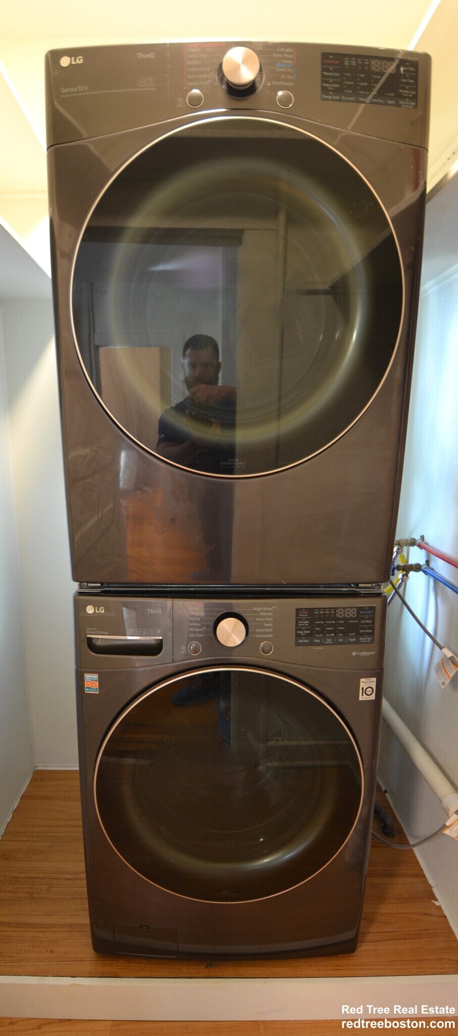 Building Photo - 82 Montebello Rd