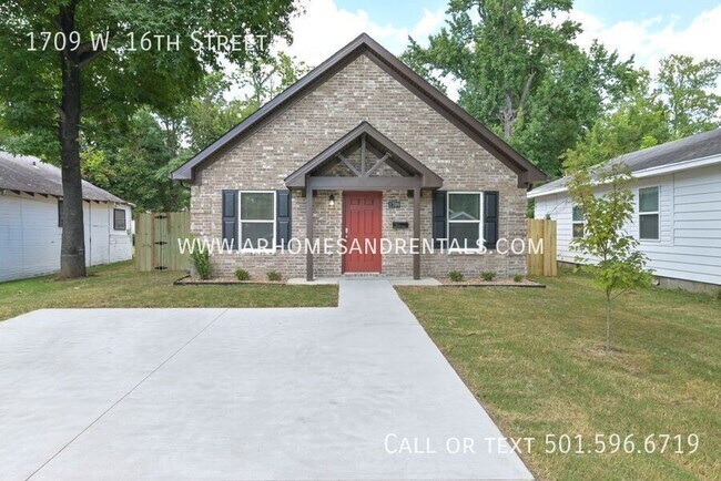 Primary Photo - 1709 W 16th St
