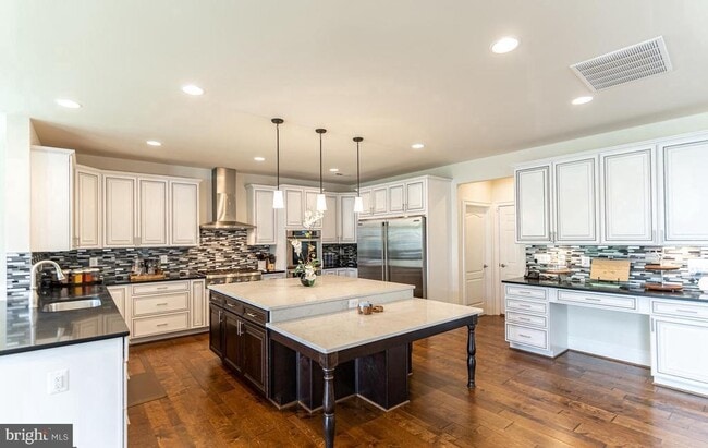 Building Photo - 6626 Ivy Hill Dr