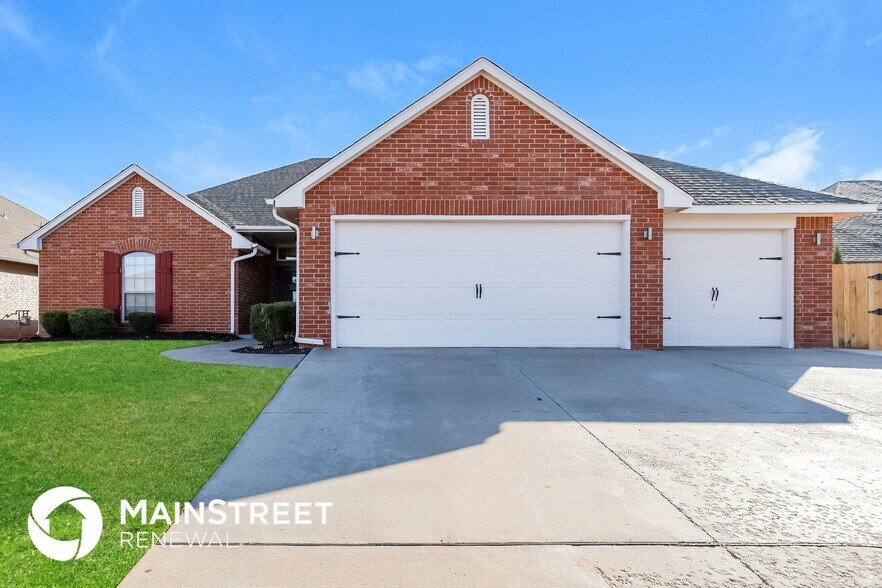 Primary Photo - 17304 Hardwood Pl