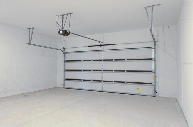 Building Photo - 1403 Brentwood Dr