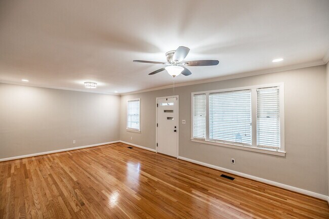Building Photo - 336 Allen Dr
