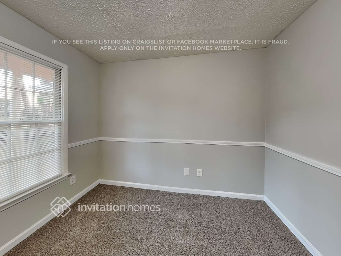 Building Photo - 450 Leigh Kay Dr