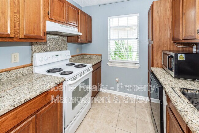 Building Photo - 5212 Elba Dr