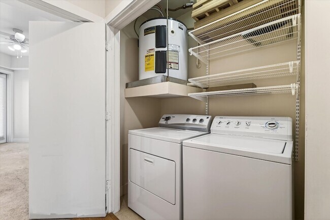 Building Photo - 5055 Addison Cir