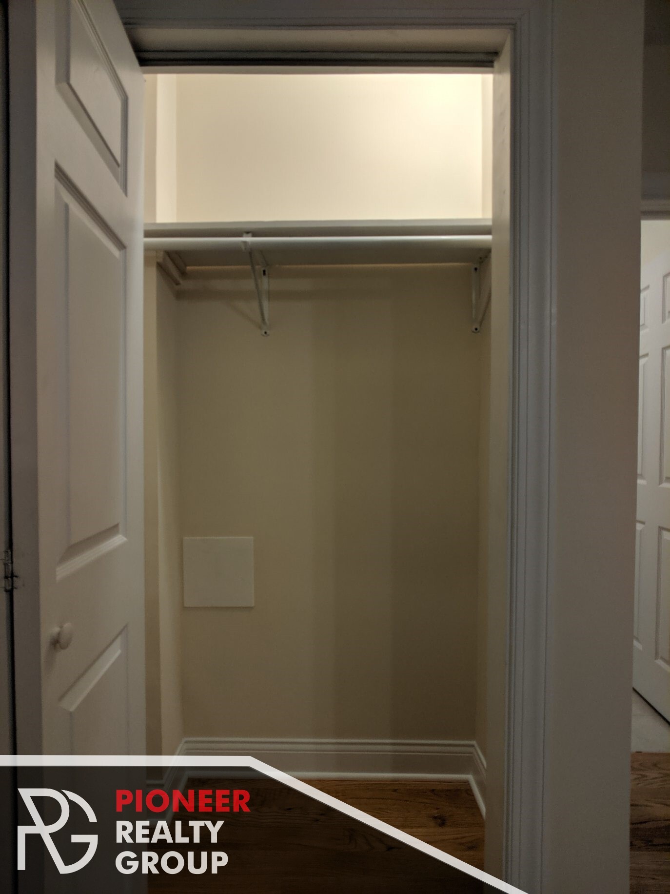 Building Photo - 2842 N Orchard St