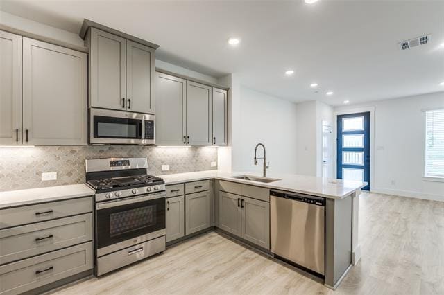 Building Photo - 2558 Campden Mews