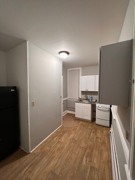 Building Photo - 1317 44th St