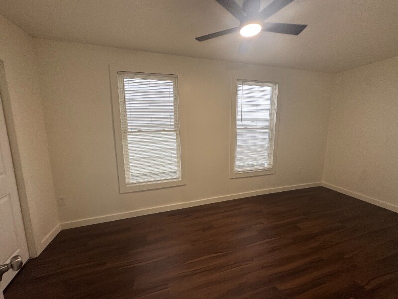 Building Photo - 577 6th Ave