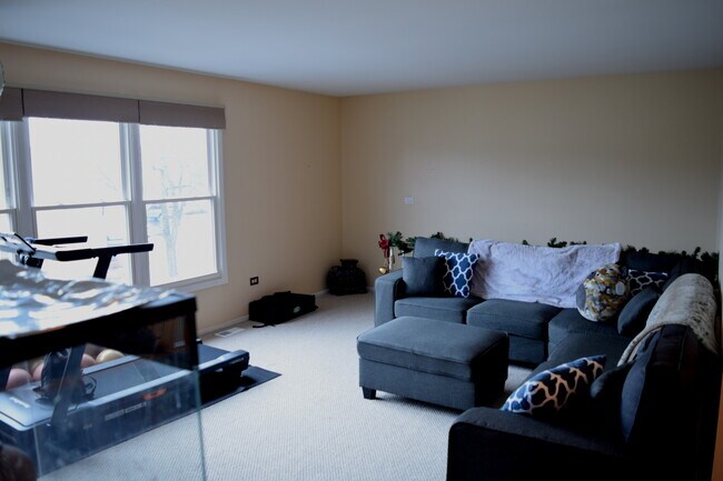 Building Photo - 247 Nantucket Harbor