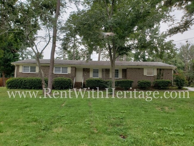 Building Photo - THIS IS A WONDERFUL.....BRICK RANCH STYLE HOME IN A GREAT NEIGHBORHOOD WITH GREAT SCHOOLS AND CLO...