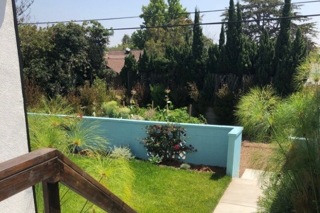 Building Photo - 8034 Airlane Ave