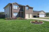 Building Photo - 4806 Cotton Ridge Trail