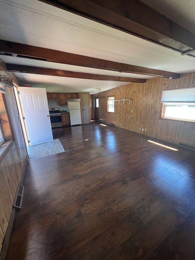 Building Photo - Click the “Apply Now” button or email wapmrentals@gmail.com for a prompt response.