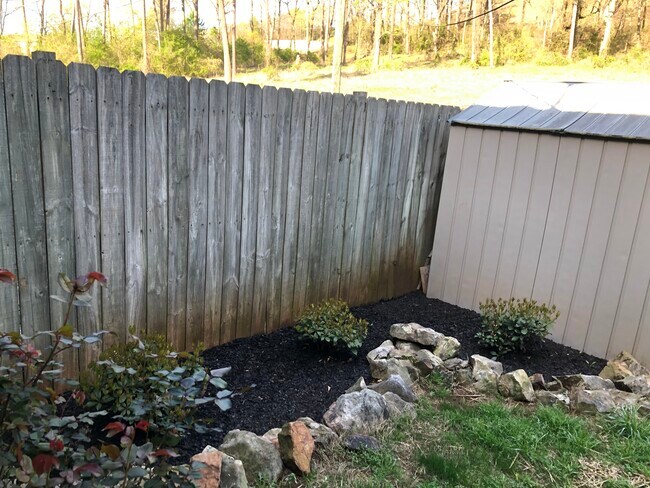 Building Photo - 4776 Cheshire Cir