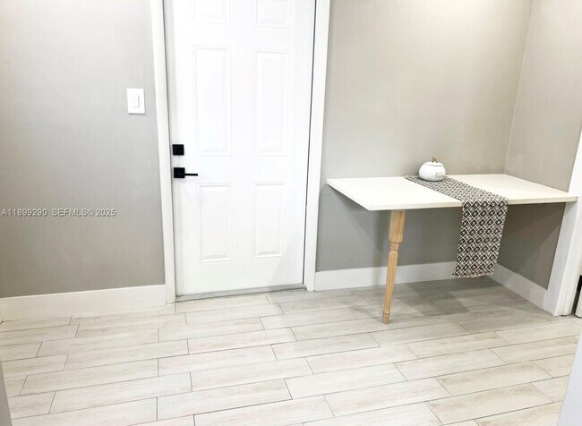 Building Photo - 11241 SW 7th Terrace