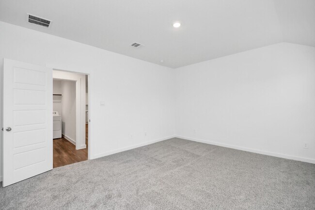 Building Photo - 8718 Partridge Ct