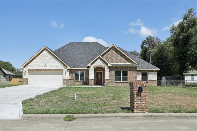 Building Photo - 1702 Kings Ln