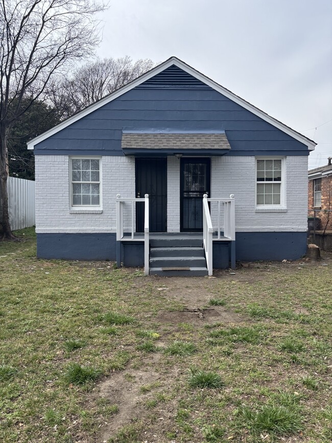 Building Photo - 464 Glankler St
