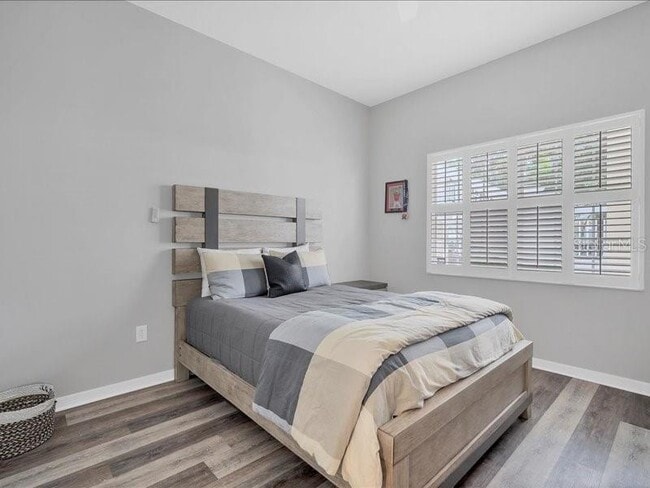 Building Photo - 3701 54th Dr W