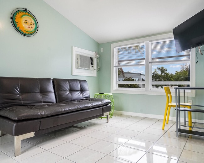 Building Photo - 1680 SW 84th Ave