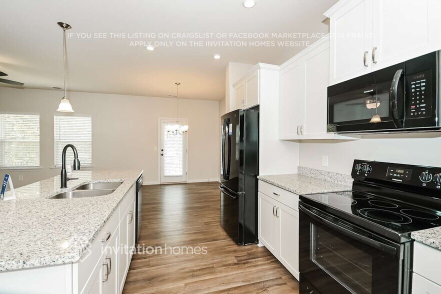 Building Photo - 128 Inman Dr