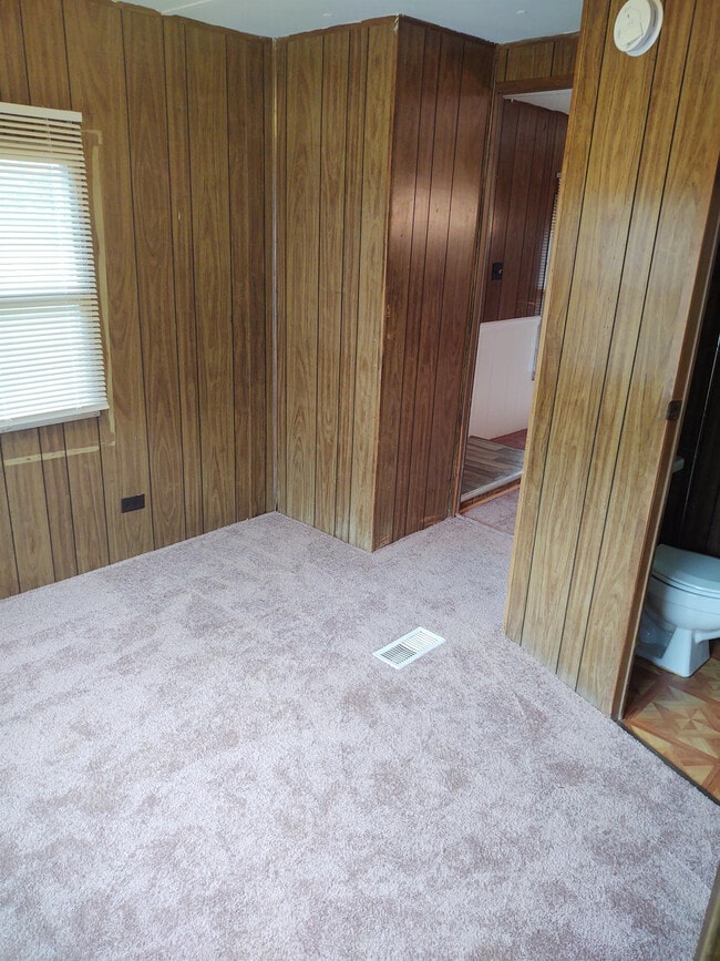 Building Photo - 2827 Forest Edge Way