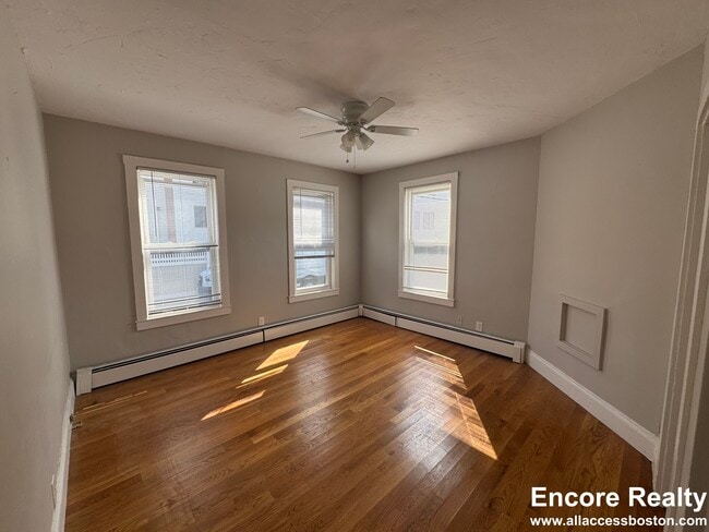 Building Photo - 23 Elmer St