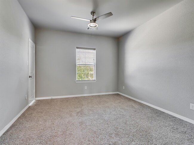 Building Photo - 3447 Cabernet Shores Dr