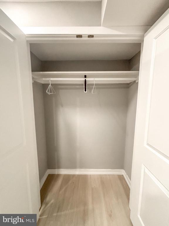 Building Photo - 2426 Jasper St