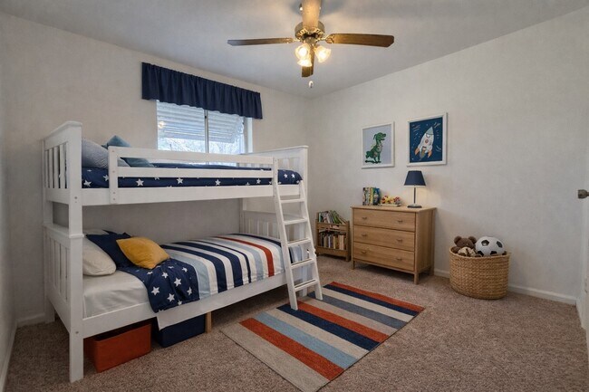 Building Photo - 508 Mahan Ave