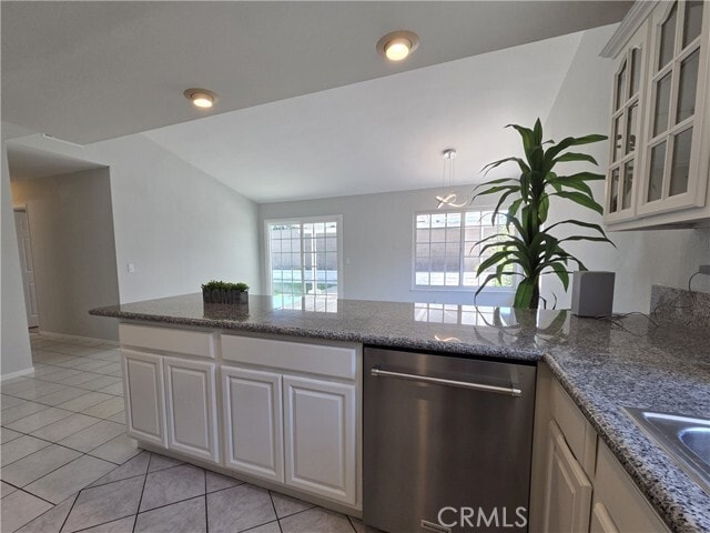 Building Photo - 14232 Matisse Ave