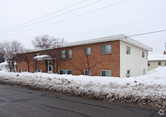 Primary Photo - 8311 Excelsior Blvd