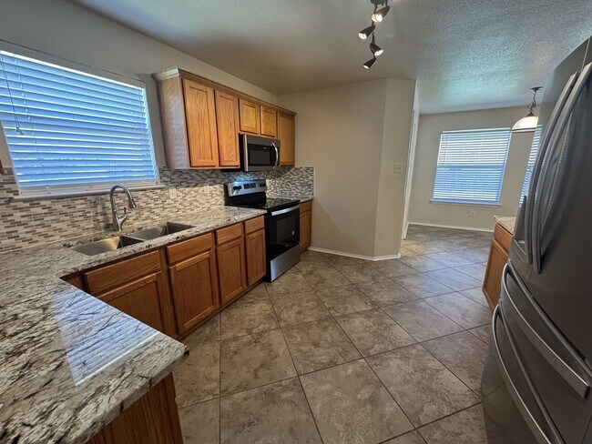 Building Photo - 5203 Causeway Ct