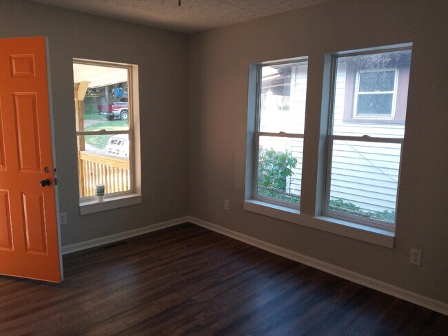 Building Photo - 3218 Simpson Rd