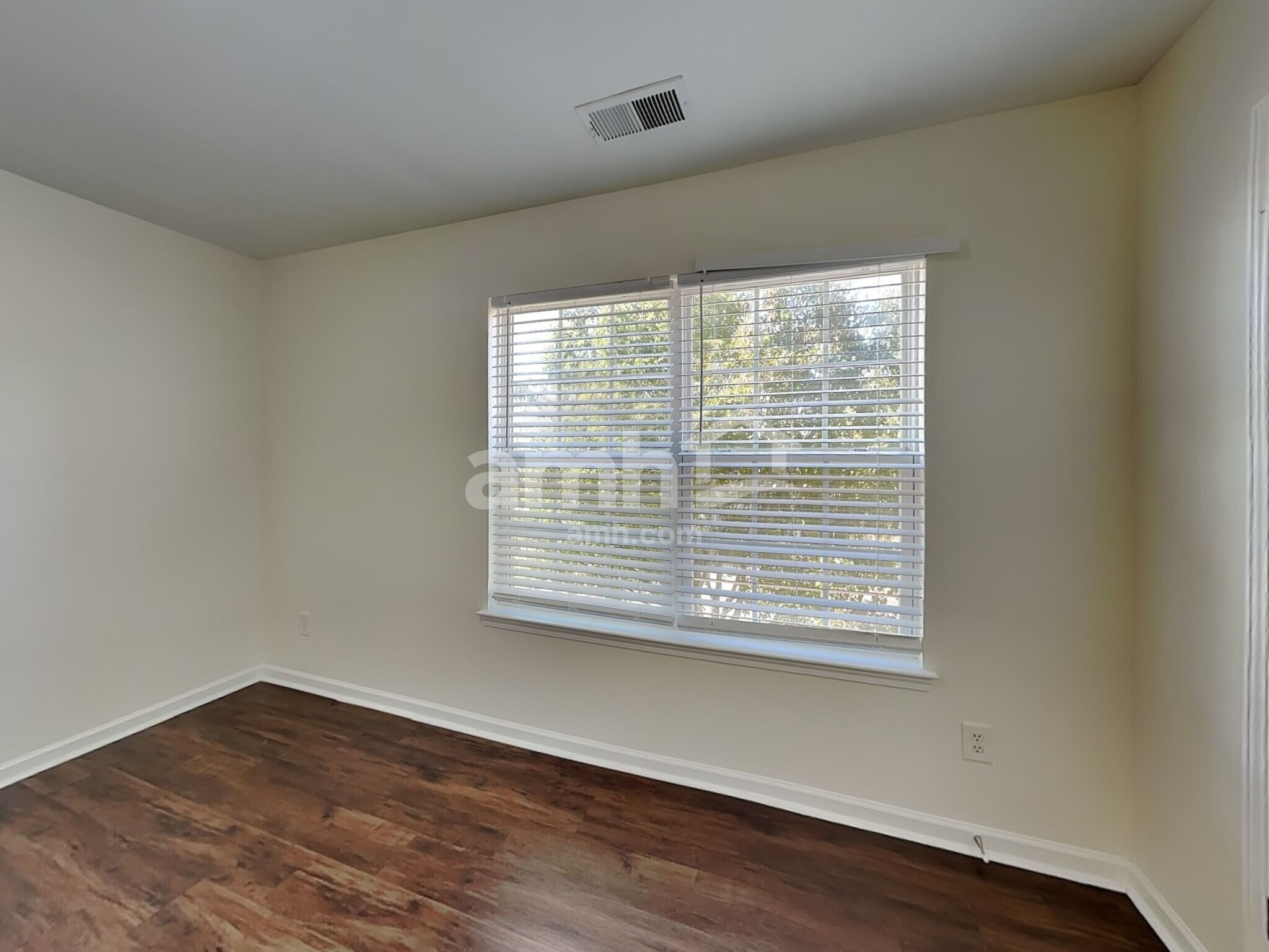 Building Photo - 5006 Lazy Day Ln