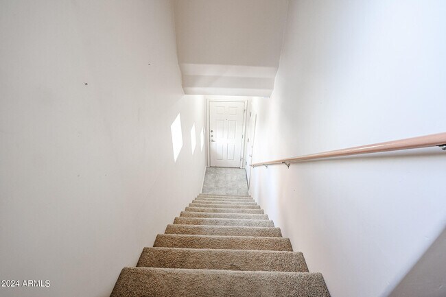 Building Photo - 20660 N 40th St