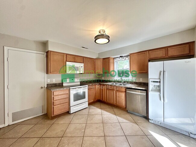 Building Photo - 5421 Heatherton Ct