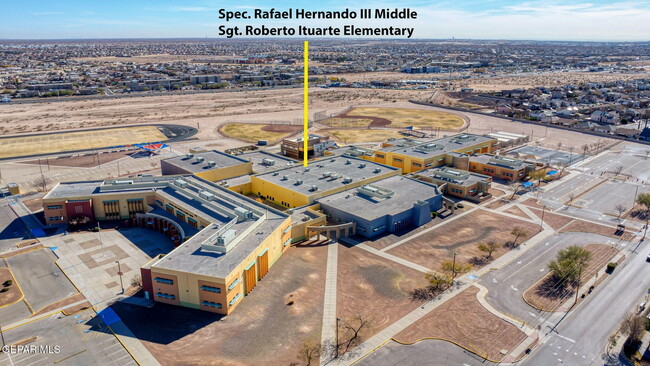 Building Photo - 12720 Tierra Mina Dr