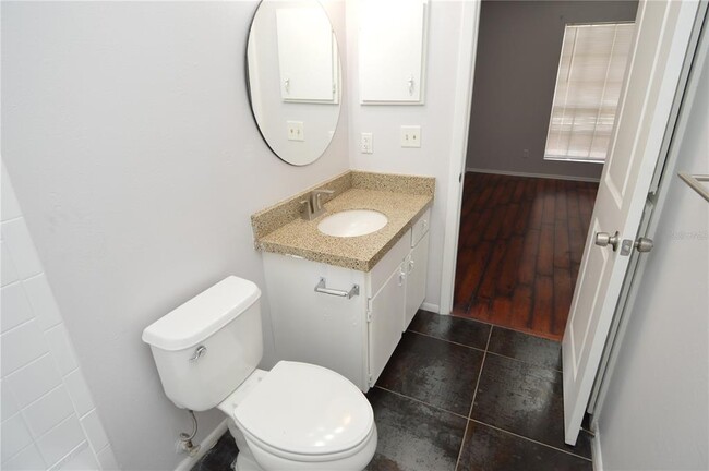 Building Photo - 8605 Mallard Reserve Dr