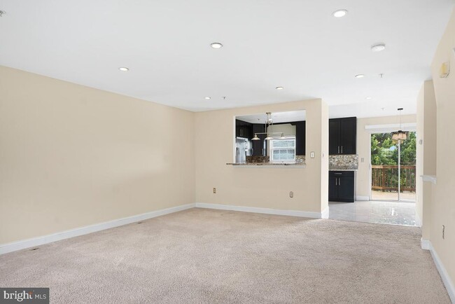 Building Photo - 7017 Migliori Ct