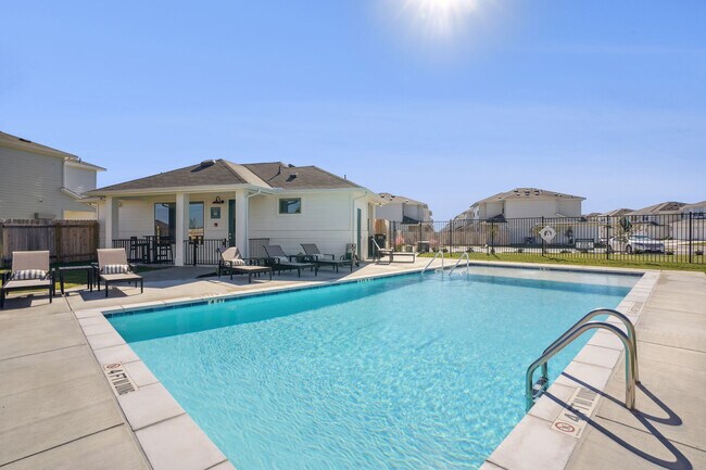 Building Photo - Wonderyard