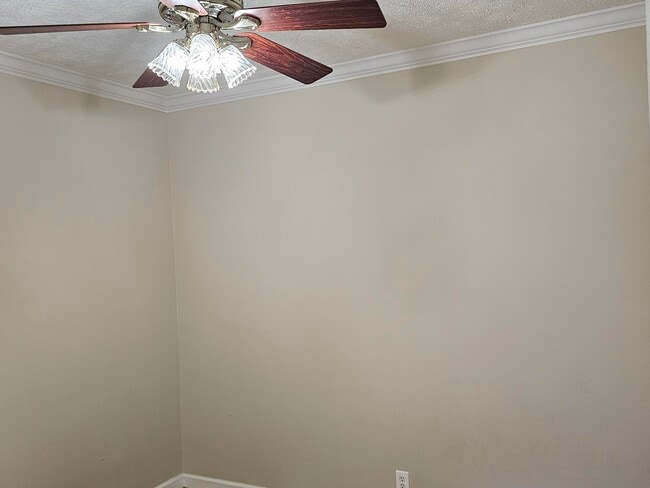 Building Photo - 8638 Reedy Creek Rd