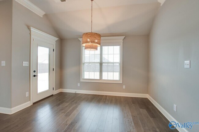 Building Photo - 13697 Callaway Dr