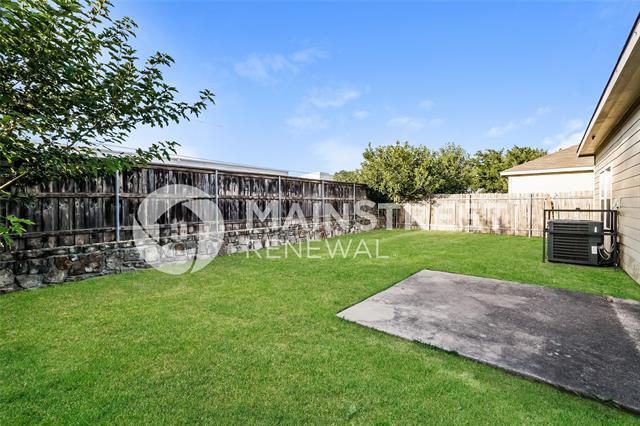 Building Photo - 2923 St Bernard Dr