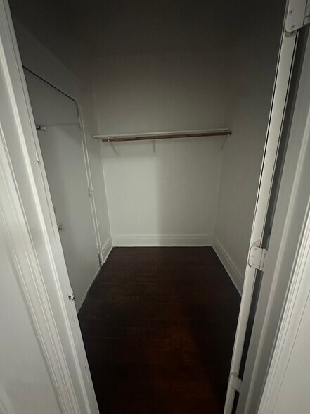 Building Photo - 96 N Essex Ave