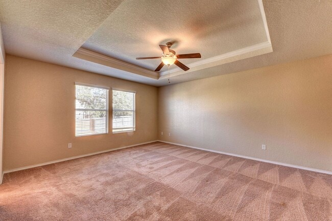 Building Photo - 4 Bedroom/3 Bath Ridge of Silverado Hills Subdivision