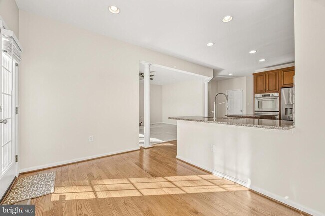 Building Photo - 13509 Chipper Ct