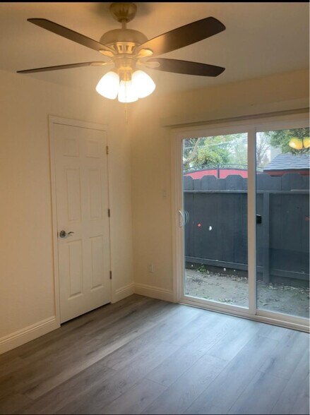 Building Photo - 447 Coffee Rd