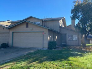 Building Photo - Two Bedroom Condo in North Stockton